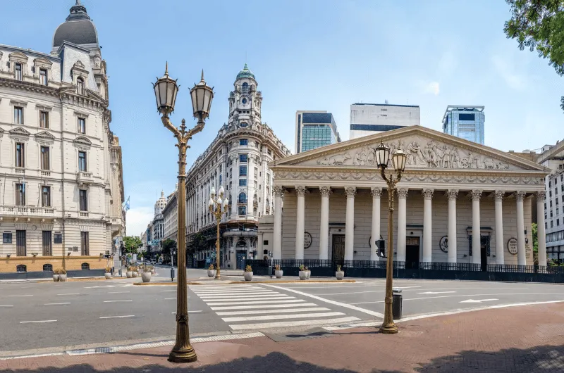 Moeda e Câmbio em Buenos Aires: Dicas para Economizar e Não Cair em Golpes