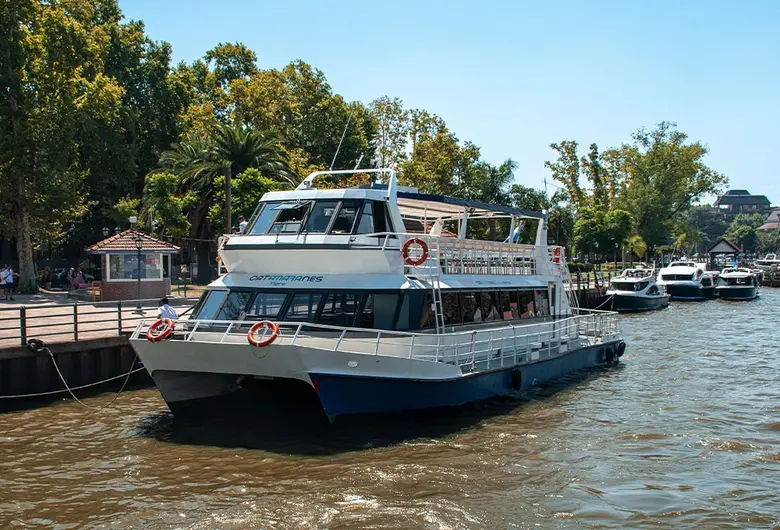 Passeio de Barco Postales: Veja Buenos Aires de Outra Perspectiva pelo Rio da Prata