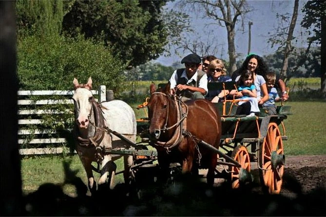 Estancia Don Silvano: Passeio a Cavalo e Tradições Gaúchas Autênticas