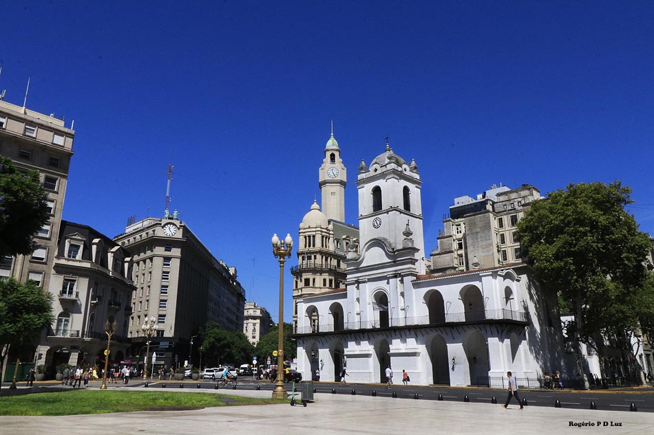Plaza de Mayo: História e Significado dos Principais Edifícios de Buenos Aires