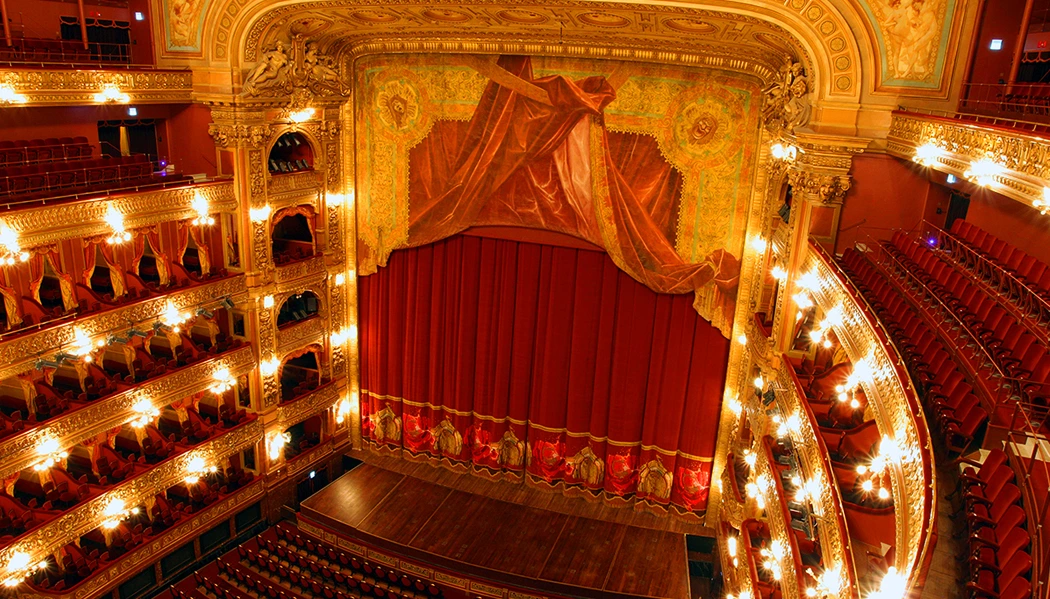 Teatro Colón: A Grandiosidade da Ópera e Arquitetura em Buenos Aires