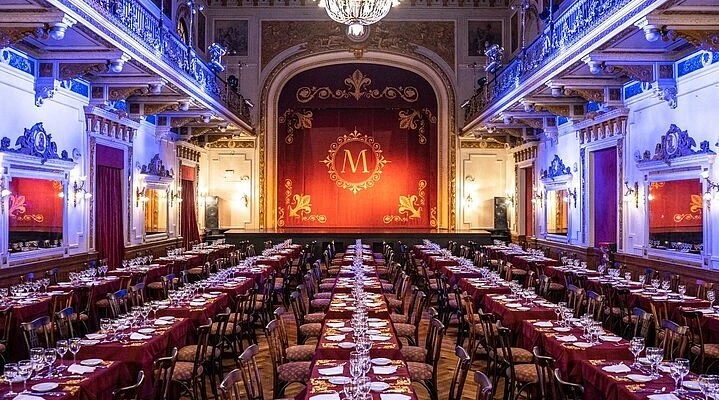 Mansion Tango: O Tango em um Monumento Histórico Nacional de Buenos Aires